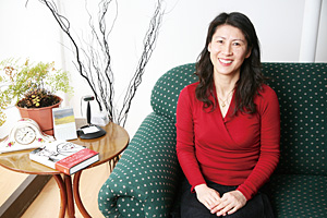 Shizuka Torii 鳥居 静香さん Psychological therapists